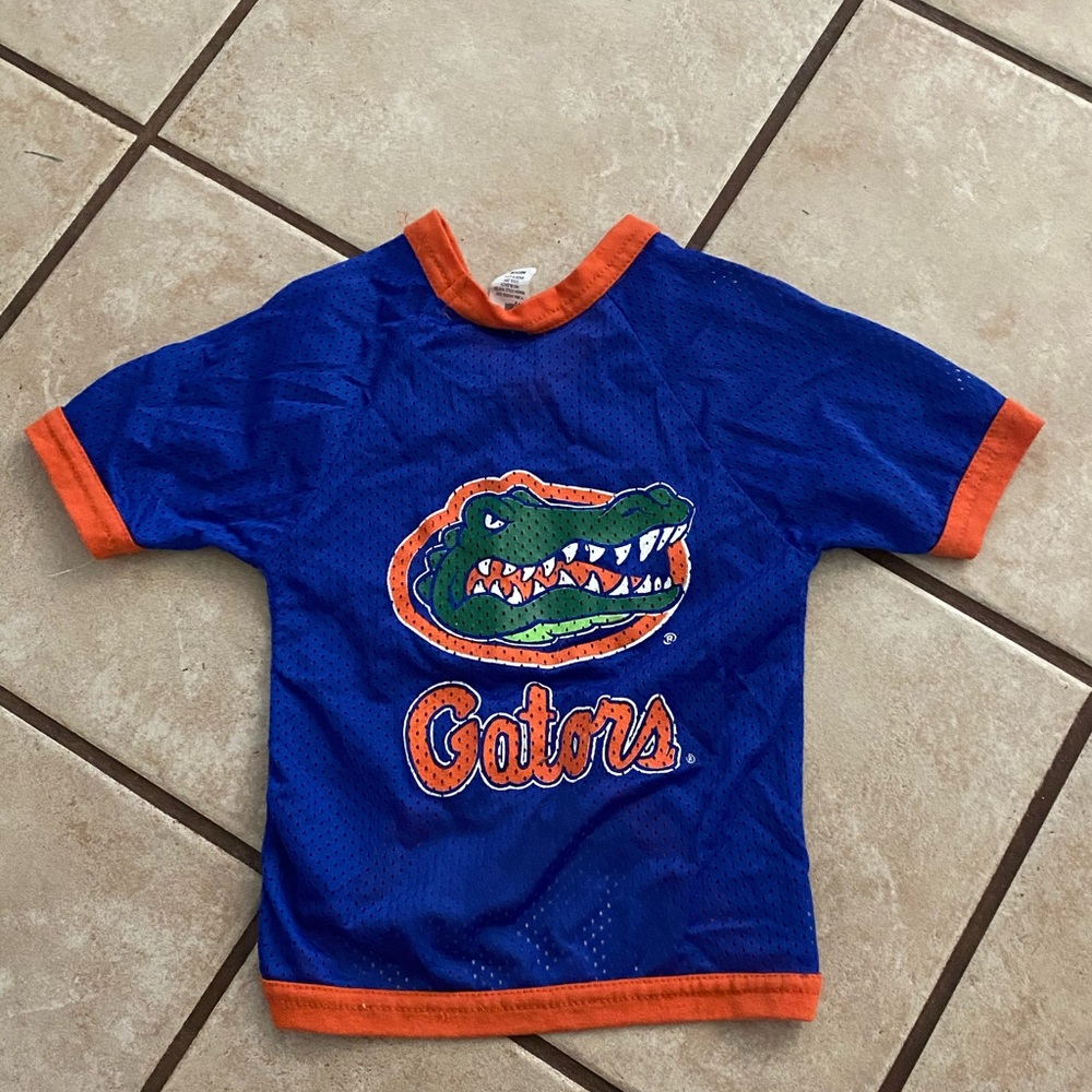 (A231)All Star Dogs Blue and Orange Gators Shirt Size Medium